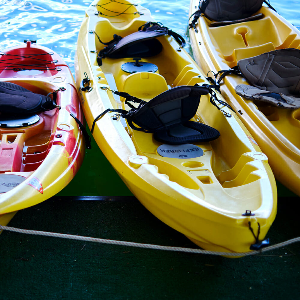 Marina_kayaks